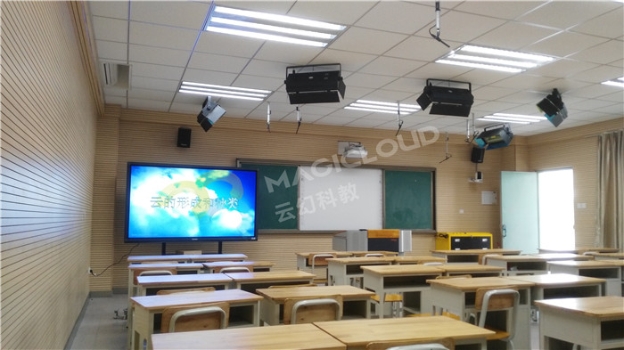 廣東省深圳大學(xué)城桃苑實(shí)驗學(xué)校1_副本.jpg