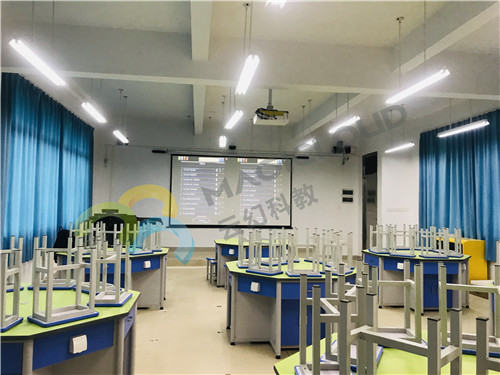 廣東省鶴山市昆侖學(xué)校1_副本.jpg